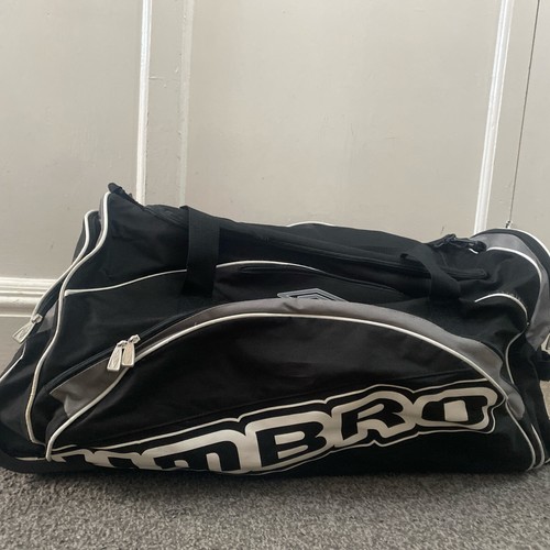 Umbro holdall bag - umbro,